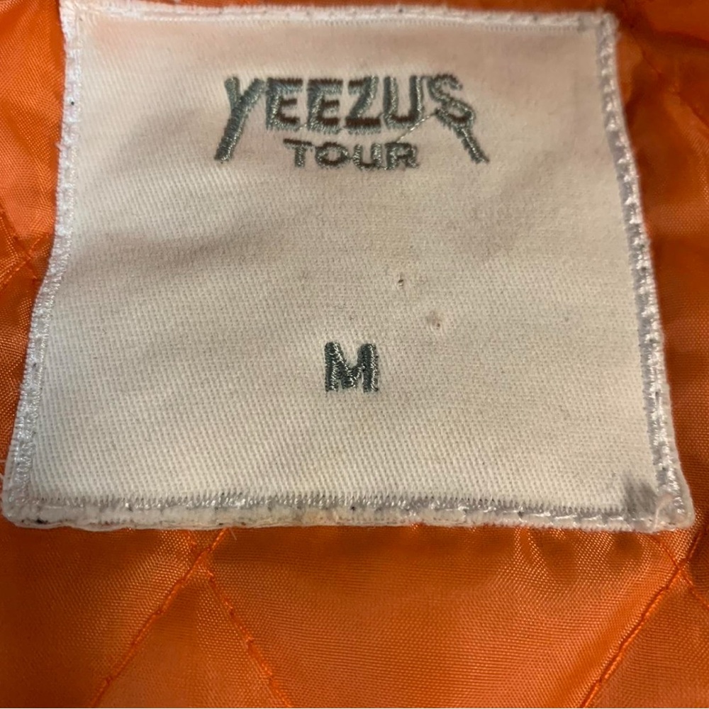 Vintage 2013 Yeezus Kanye West Black Limited Edition Tour Bomber Jacket - Picture 6 of 6